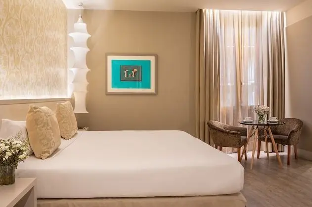 Üç Kişilik Oda (with Extra Bed)