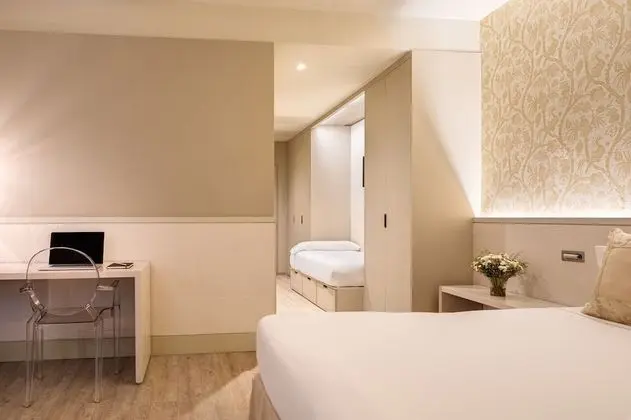 Üç Kişilik Oda (with Extra Bed)