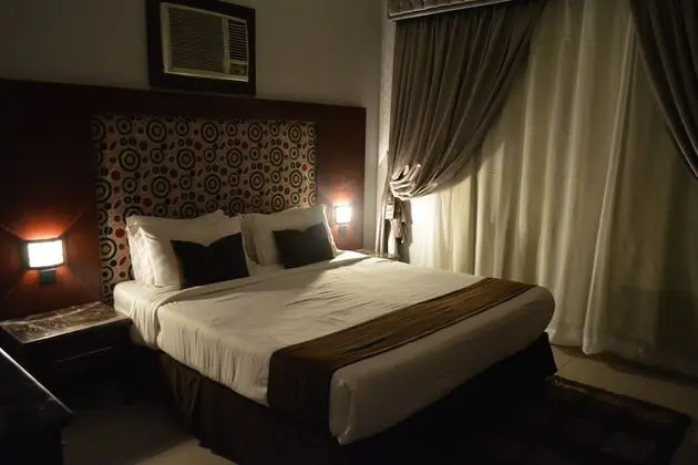 Tek Büyük Yataklı Oda