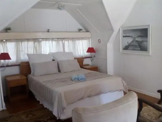 (1) Spacious Double Room