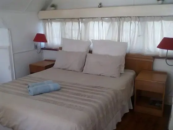 (1) Spacious Double Room