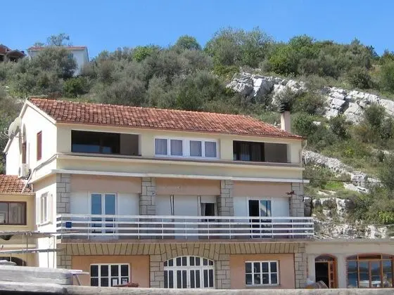Apart Daire (Đurđa - amazing location & sea view)