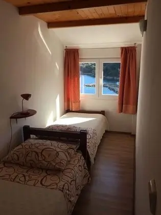 Apart Daire (Đurđa - amazing location & sea view)