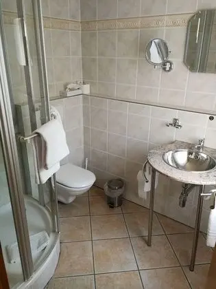 Classic Tek Büyük Yataklı Oda