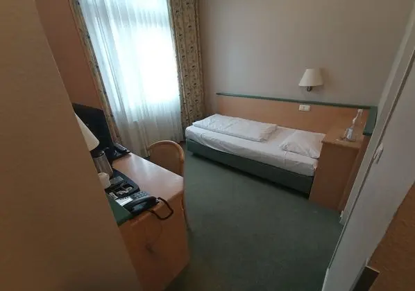 Tek Kişilik Oda