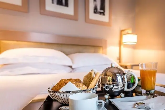 Classic Tek Büyük Yataklı Oda