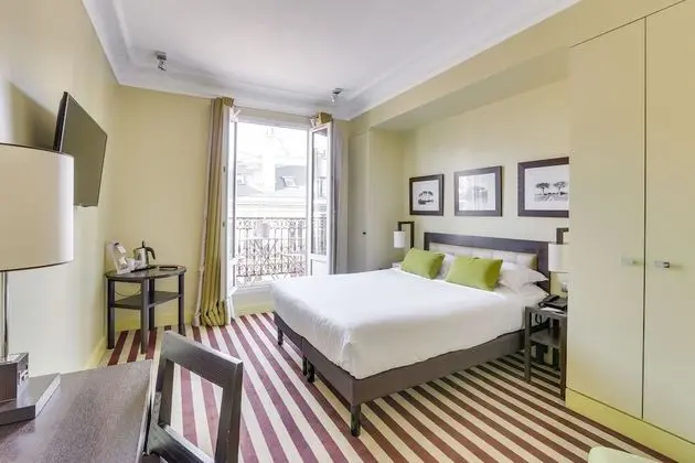 Deluxe Tek Büyük veya İki Ayrı Yataklı Oda