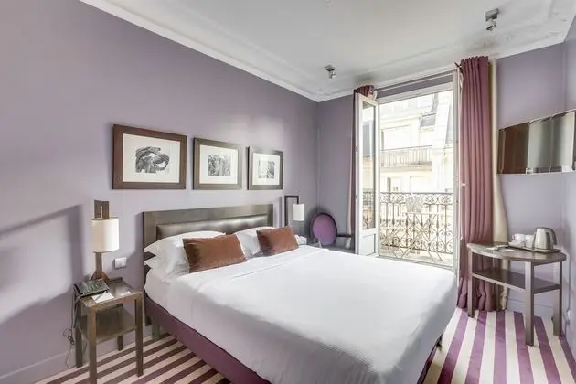 Superior Tek Büyük veya İki Ayrı Yataklı Oda