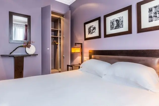 Superior Tek Büyük veya İki Ayrı Yataklı Oda