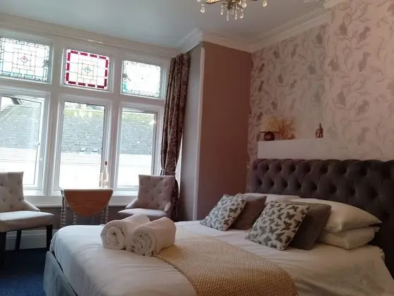 Superior Tek Büyük Yataklı Oda (First Floor Room 5)