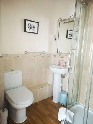 Superior Tek Büyük Yataklı Oda (First Floor Room 5)