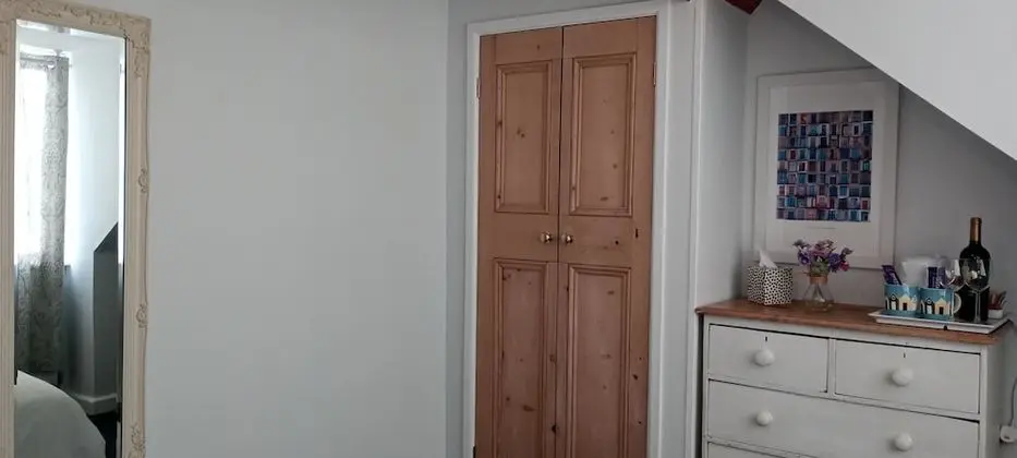 Tek Büyük veya İki Ayrı Yataklı Oda (Second Floor Room 3)