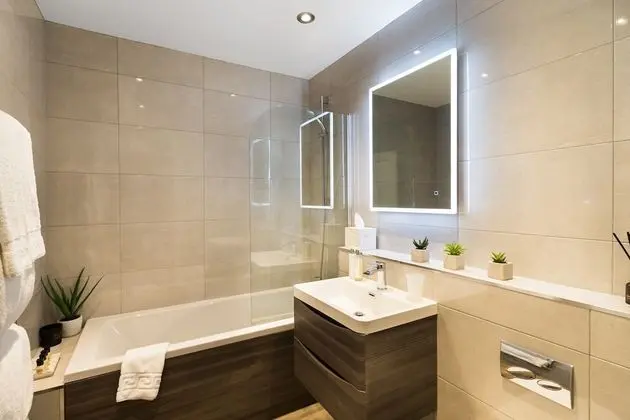 Luxury Apart Daire, Banyolu/Duşlu