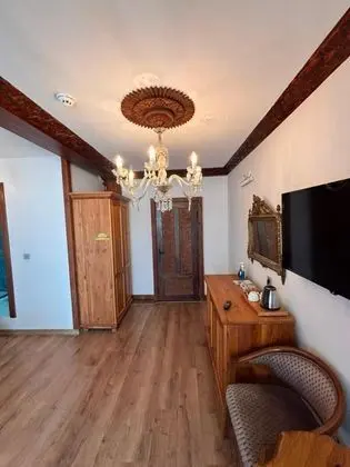 Çift Kişilik Bahçe veya Sokak Manzaralı 1. Kat