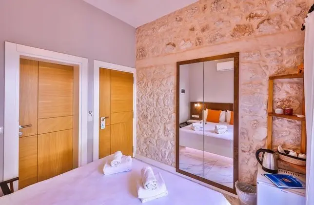 Çift Kişilik, Bahçe Manzaralı, Balkonlu