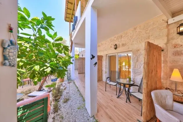 Çift Kişilik, Bahçe Manzaralı, Balkonlu