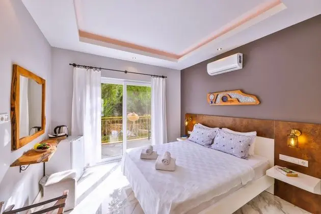 Comfort Oda, Bahçe Manzaralı, Balkonlu