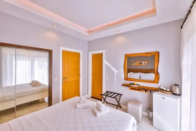 Comfort Oda, Bahçe Manzaralı, Balkonlu