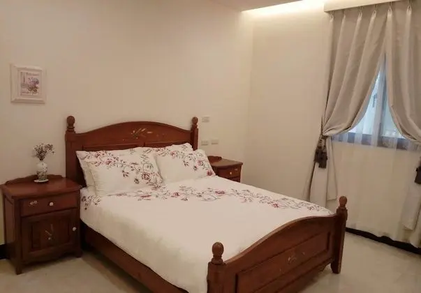 Tek Büyük Yataklı Oda, Ortak Banyo