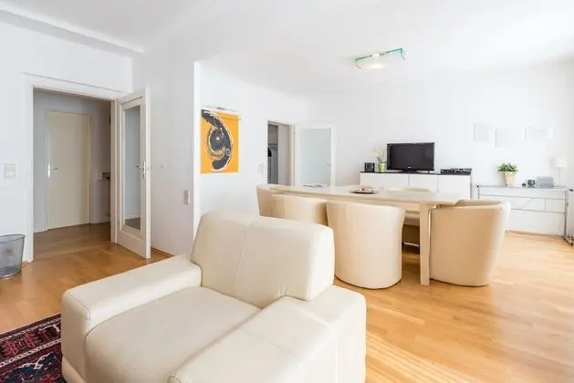 Apart Daire, 4 Yatak Odası, 2 Banyolu, Şehir Manzaralı (Opernblick I - Walfischgasse 9)