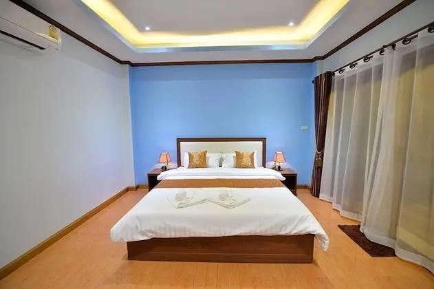 Deluxe Double Bed Mountain View