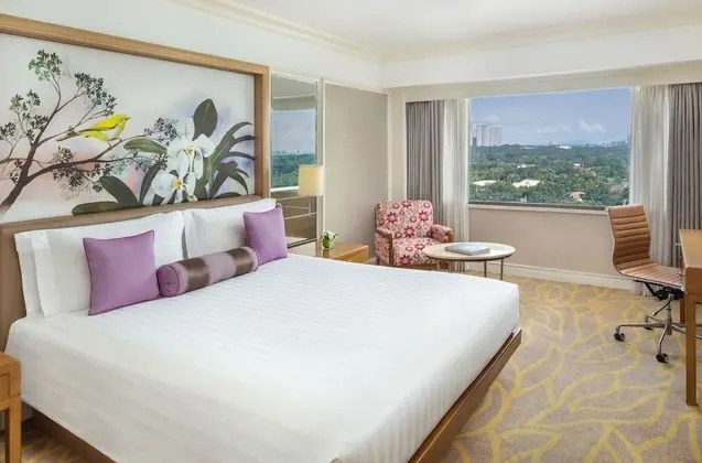 Club Oda, 1 En Büyük (King) Boy Yatak (Premier)