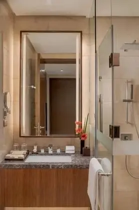 Deluxe Oda, 1 En Büyük (King) Boy Yatak (Dusit Thani)