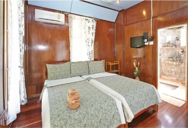 Standard Twin Room (2 people)