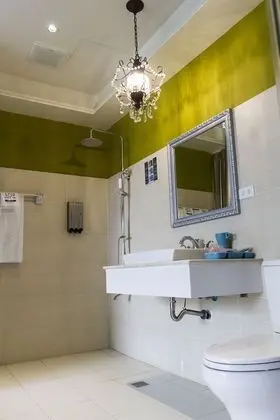 Deluxe Dört Kişilik Oda