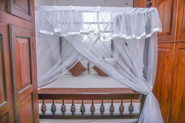 Basic Oda, 1 Büyük (Queen) Boy Yatak