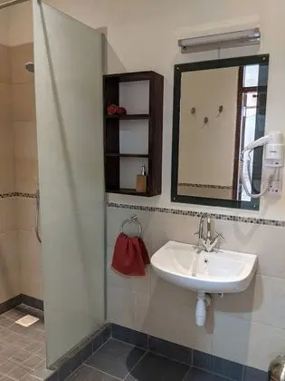 Süit, 1 Yatak Odası, Bahçe Manzaralı