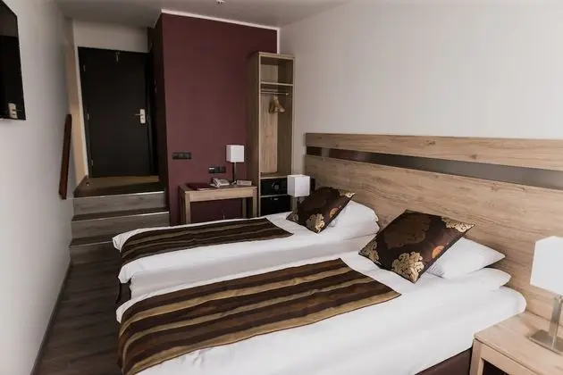 Standard Tek Büyük veya İki Ayrı Yataklı Oda, Özel Banyo