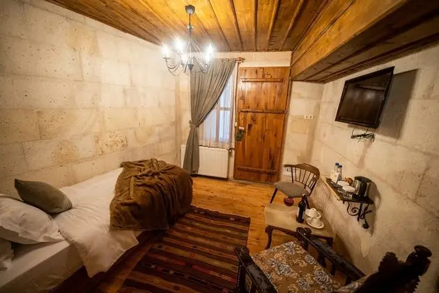 Aile Odası, Avlu Manzaralı