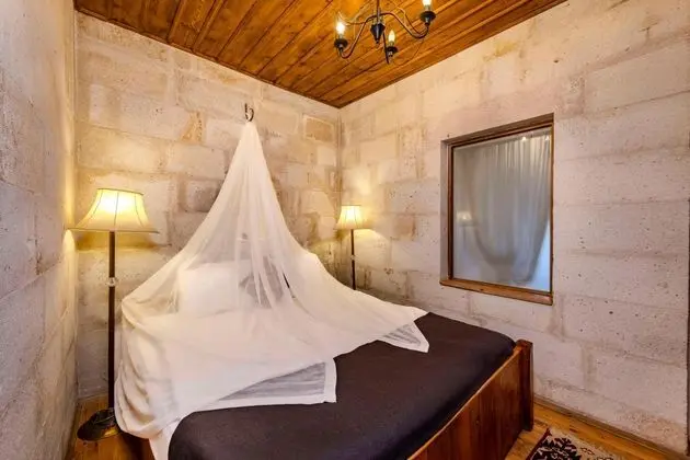 Deluxe Suite , Avlu Manzaralı, Şömineli