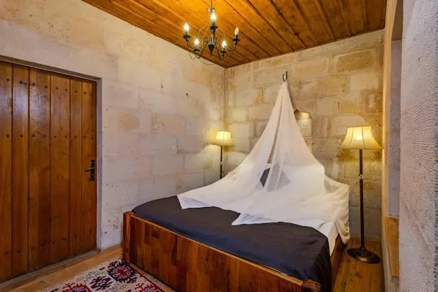 Deluxe Suite , Avlu Manzaralı, Şömineli