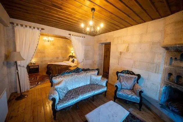 King Suite, Vadi Manzaralı, Şömineli