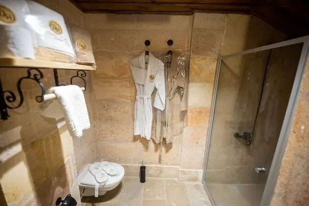 King Suite, Vadi Manzaralı, Şömineli