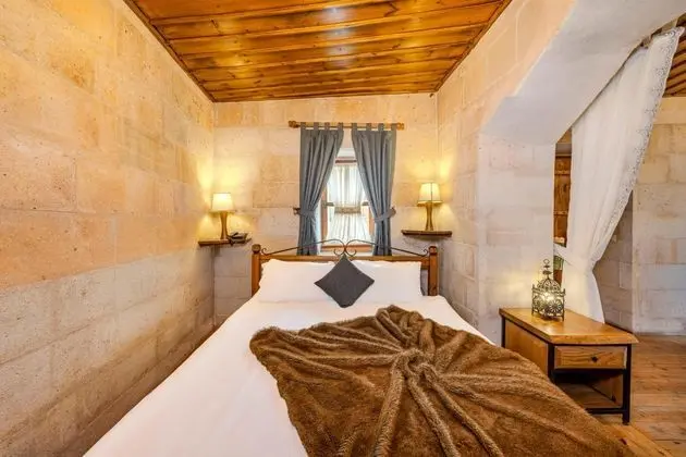 King Suite, Vadi Manzaralı, Şömineli