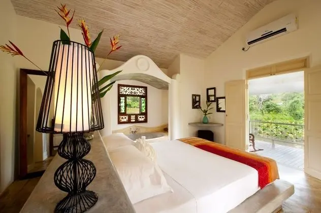 Villa, 5 Yatak Odası, Göl Manzaralı