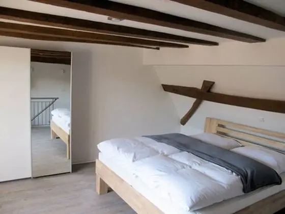 Business Tek Büyük Yataklı Oda