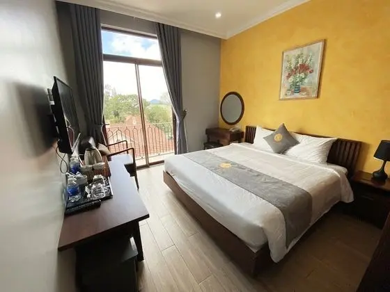 Deluxe Tek Büyük Yataklı Oda