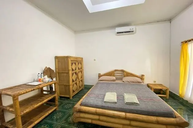 Standard Tek Büyük Yataklı Oda (with AC)