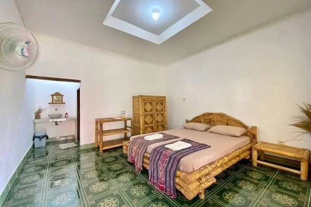 Standard Tek Büyük Yataklı Oda (with Fan)