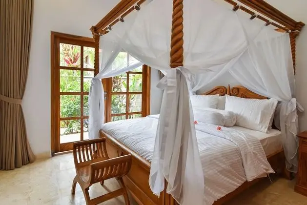 Romantic Villa, 3 Yatak Odası, Kişiye Özel Havuzlu, Plaj Manzaralı