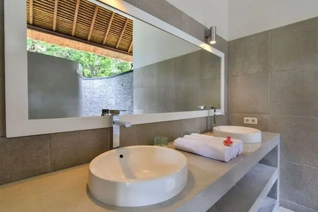 Romantic Villa, 3 Yatak Odası, Kişiye Özel Havuzlu, Plaj Manzaralı