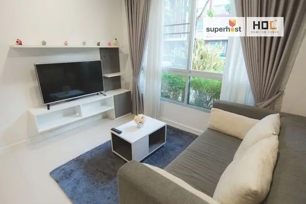 Luxury Daire, Havuz Manzaralı