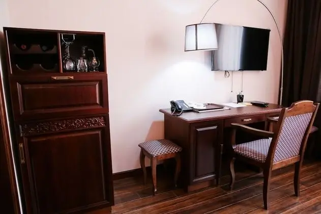 Standard Tek Büyük Yataklı Oda