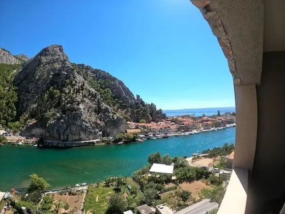 Double Room, Balcony, River/ Sea View