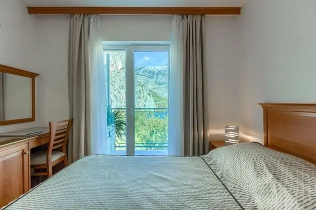 Double Room, River View with Balcony