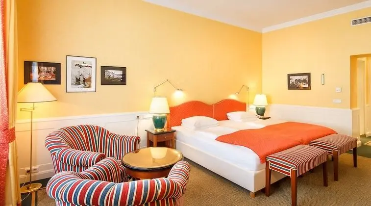 Deluxe Double or Twin Room with Balcony